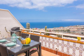 Luxury Penthouse 105m2,bali bed,heated pool,Sunset